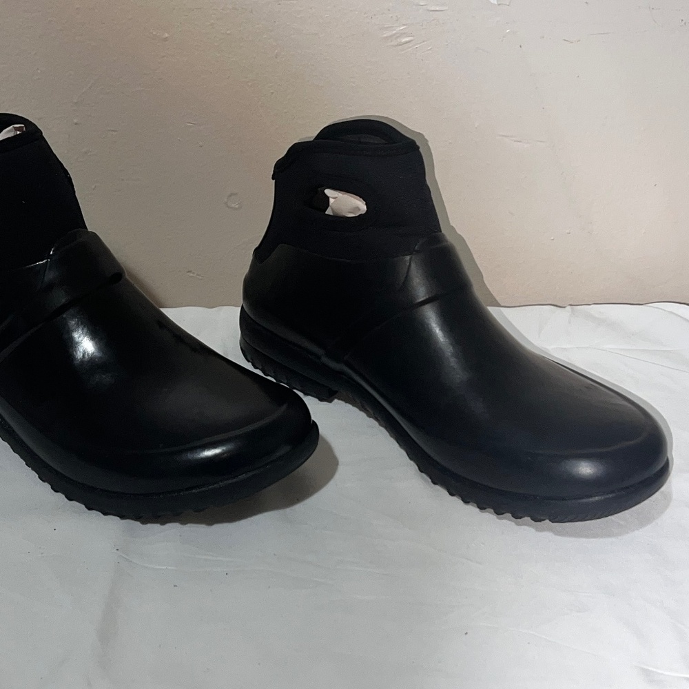 BOGS Seattle Chukka Boot - Picture 2 of 8